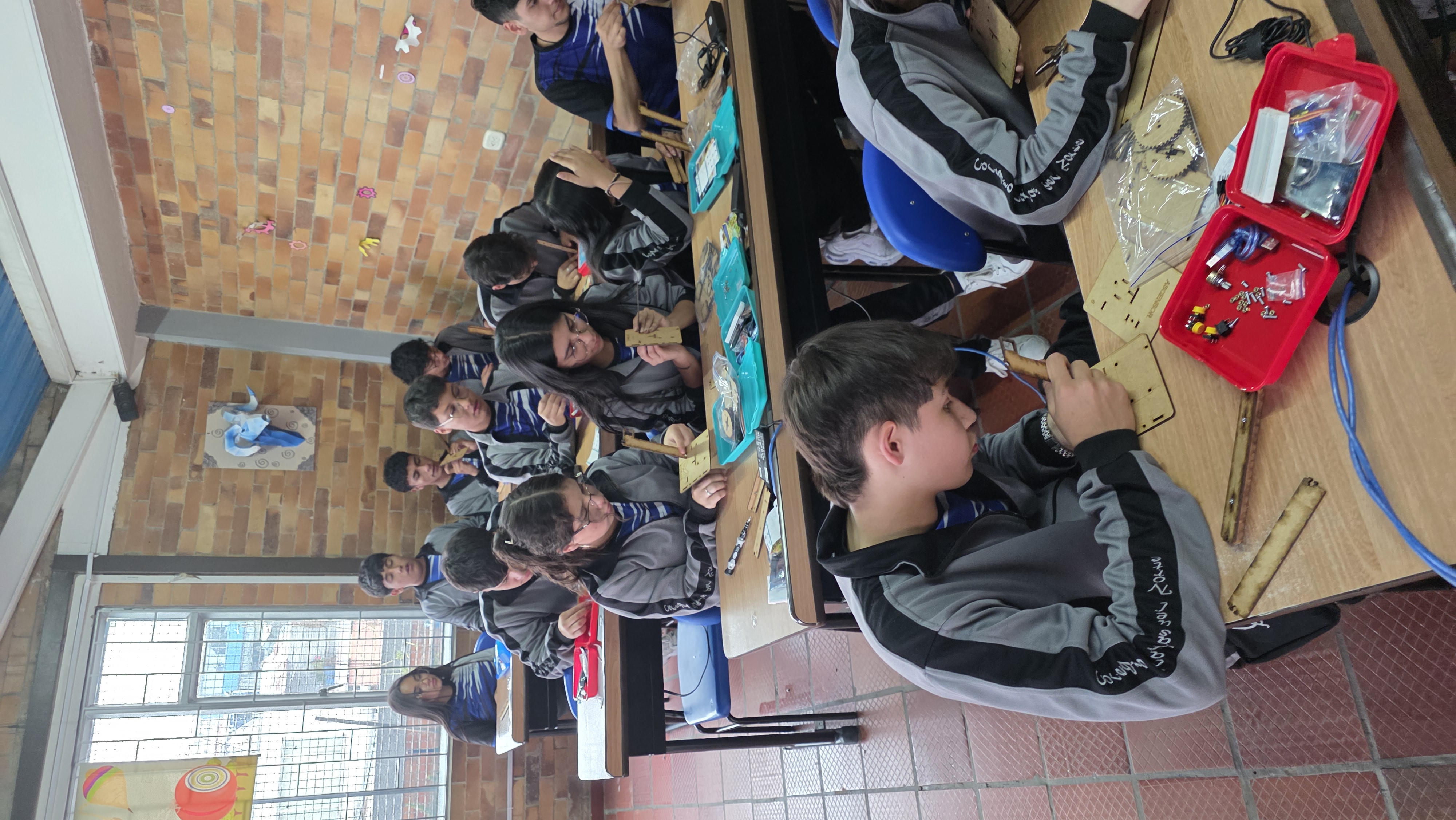 Imagen de Centro de Ciencia, Tecnología e Idiomas